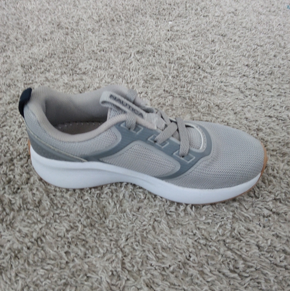 TODDLER BOY SNEAKERS SIZE 12